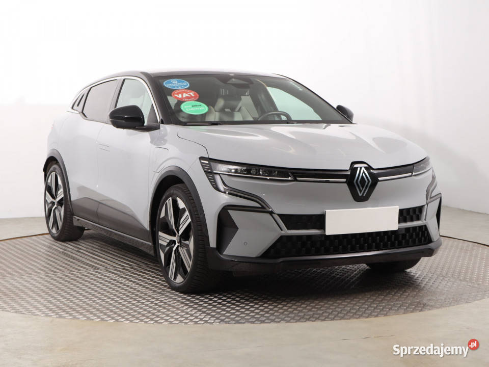 Renault Megane ETech EV60 220 światła przeciwmgielne Megane sprzedam