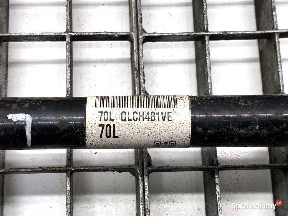 PÓŁOŚ LEWY TYŁ KIA SPORTAGE IV 49600D7000 16 177 osobowe sprzedam