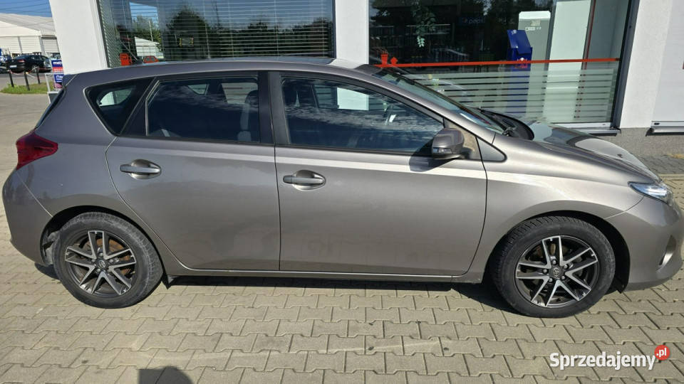 Toyota Auris Lekko Uszkodzony Jeżdżący Zadbany Karczew