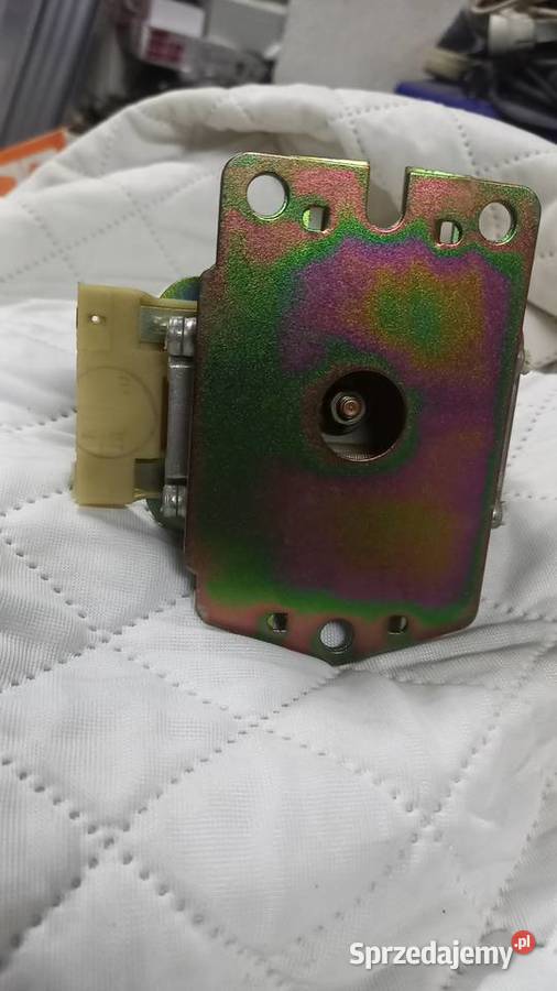 Sprzedam regulator napięcia fiat 125 śląskie Księży Las