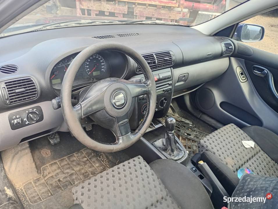 Seat Leon I 19 TDI lampa tyna części transport Wałbrzych
