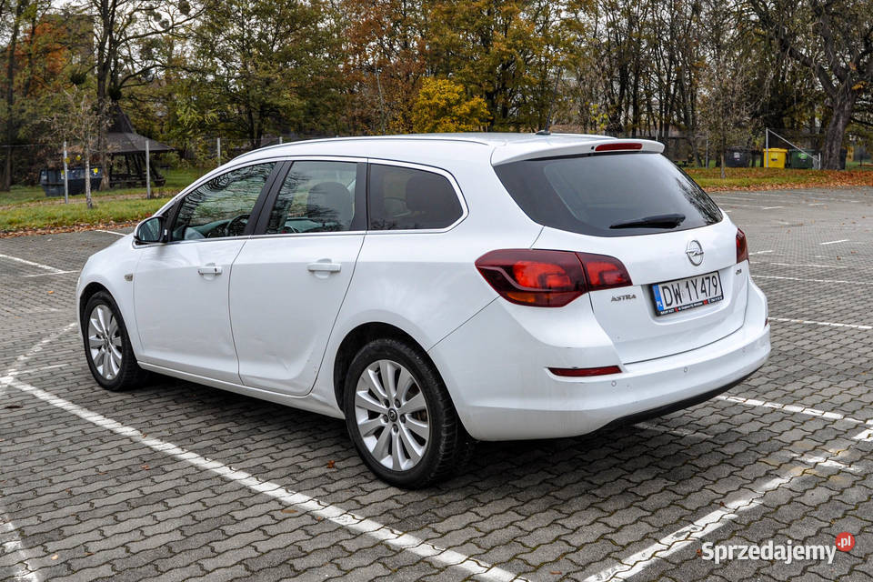 Opel Astra J 17CDTI 2011 r Wrocław sprzedam