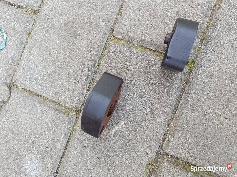 FIAT 126p izolator podstawka pompa paliwa Bielsko-Biała
