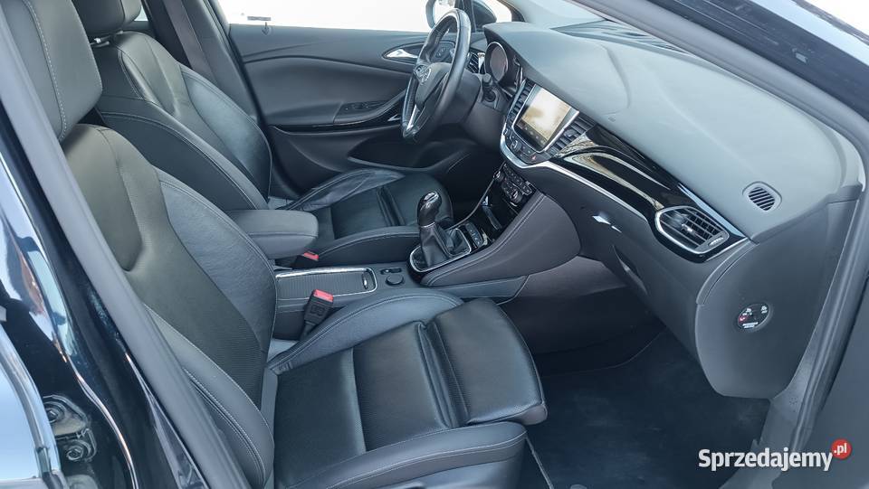 Opel Astra K 2018r Full LED matrixoryginalny Zamość