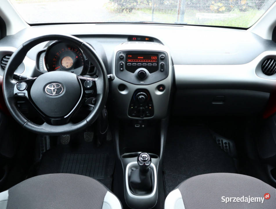 Toyota Aygo 10 VVTi Piaseczno sprzedam