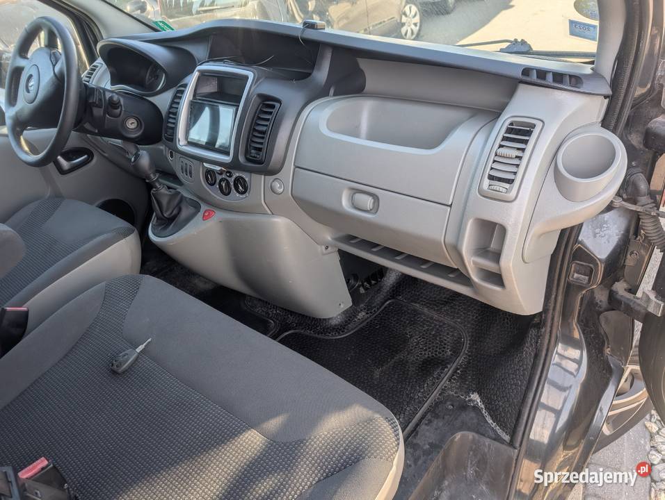 Opel Vivaro 20 CDTI Long 2012 198 000 Bogate mazowieckie Góra Kalwaria