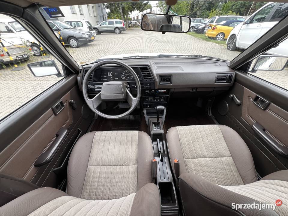 Nissan Sentra Jedyny Taki Egzemplarz 29 mil radio Zgierz