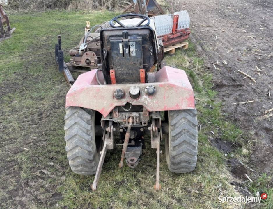 Szwedzki traktorek do koszenia trawy prac Dębica