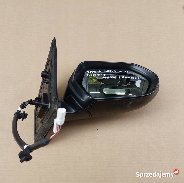 Toyota Yaris 23r LUSTERKO ZEWNETRZNE PRAWE PRZOD Oleśnica