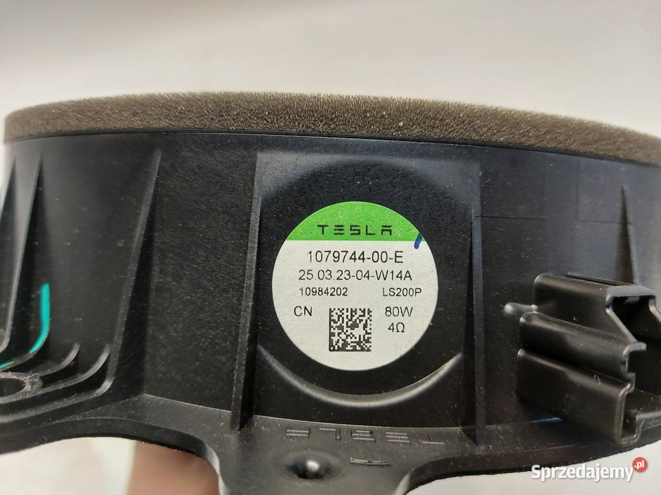TESLA MODEL Y 2023r Głośnik drzwi przód prawy osobowe Sprzęt audio fabryczny