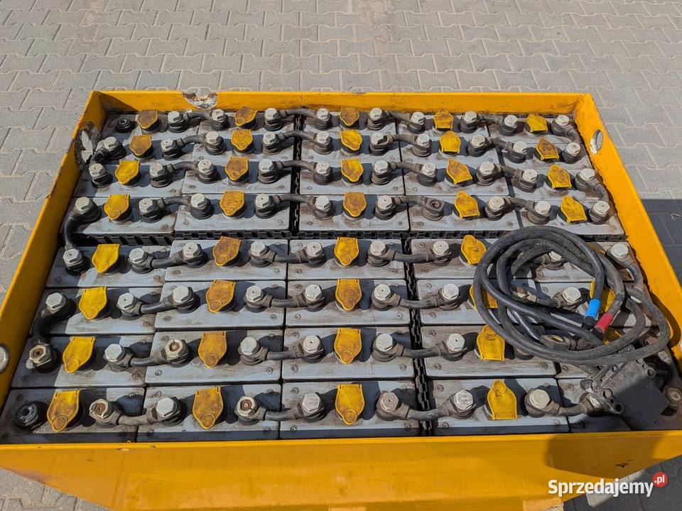 Bateria trakcyjna 80v 620AH Goszczanowo sprzedam