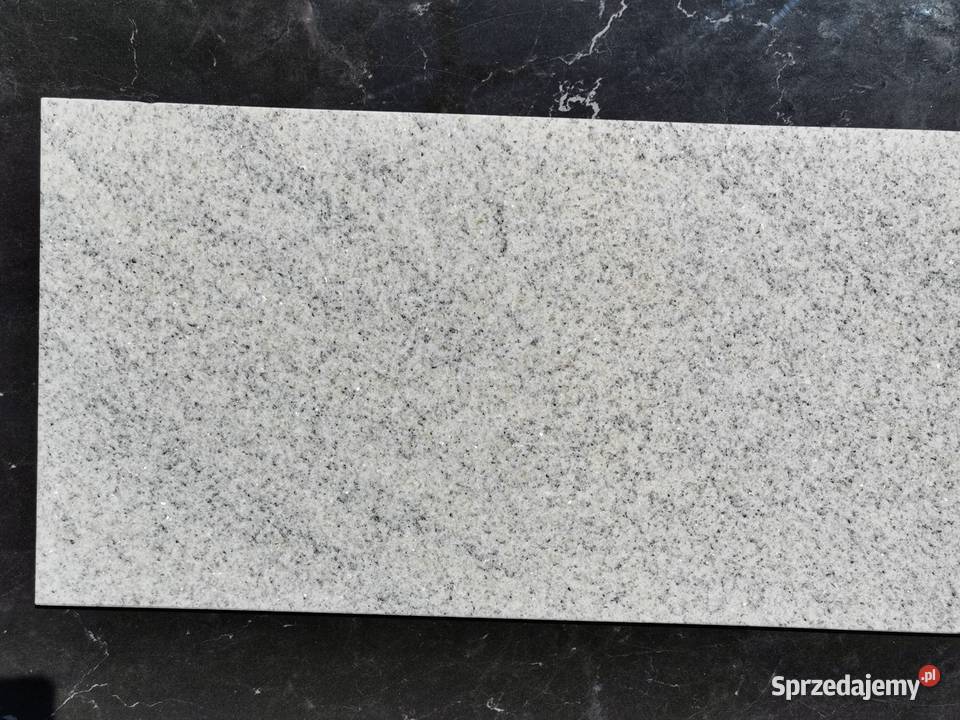 Płytki Granitowe 305x61x15 IMPERIAL WHITE Poskwitów