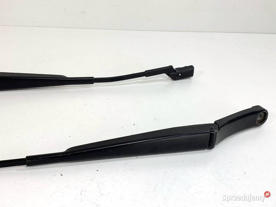 RAMIĘ WYCIERACZKI KOMPLET PRZÓD VW GOLF VII osobowe sprzedam