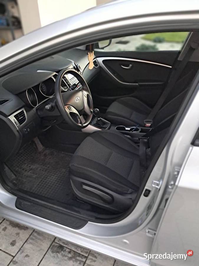 Hyundai i30 MP3 Nisko