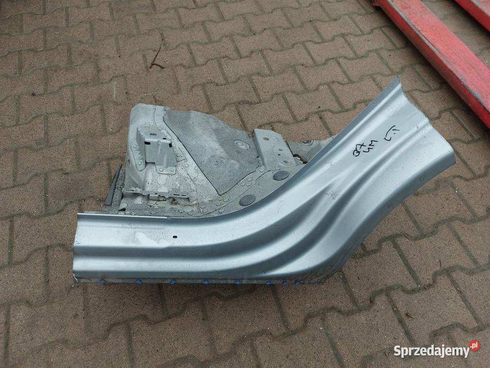 Audi Q7 II Nadkole próg tył lewy LM7P osobowe dolnośląskie