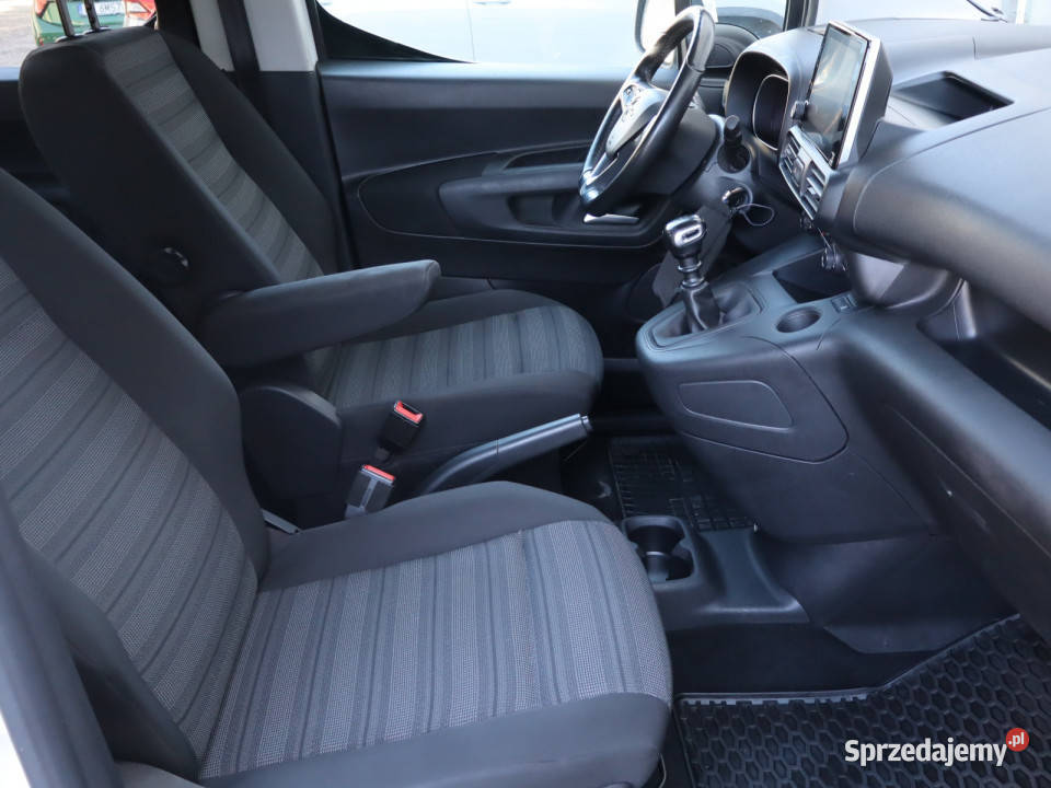 Opel Combo 12 Turbo 81KM Katowice