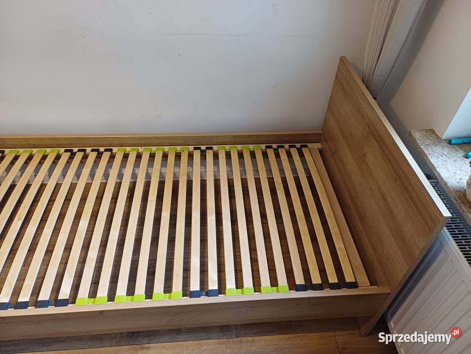 Łóżko jednoosobowe sprzedam