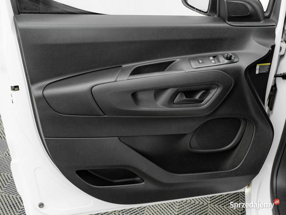 Peugeot Partner GD804VJ15 BlueHDi L2 Asphalt