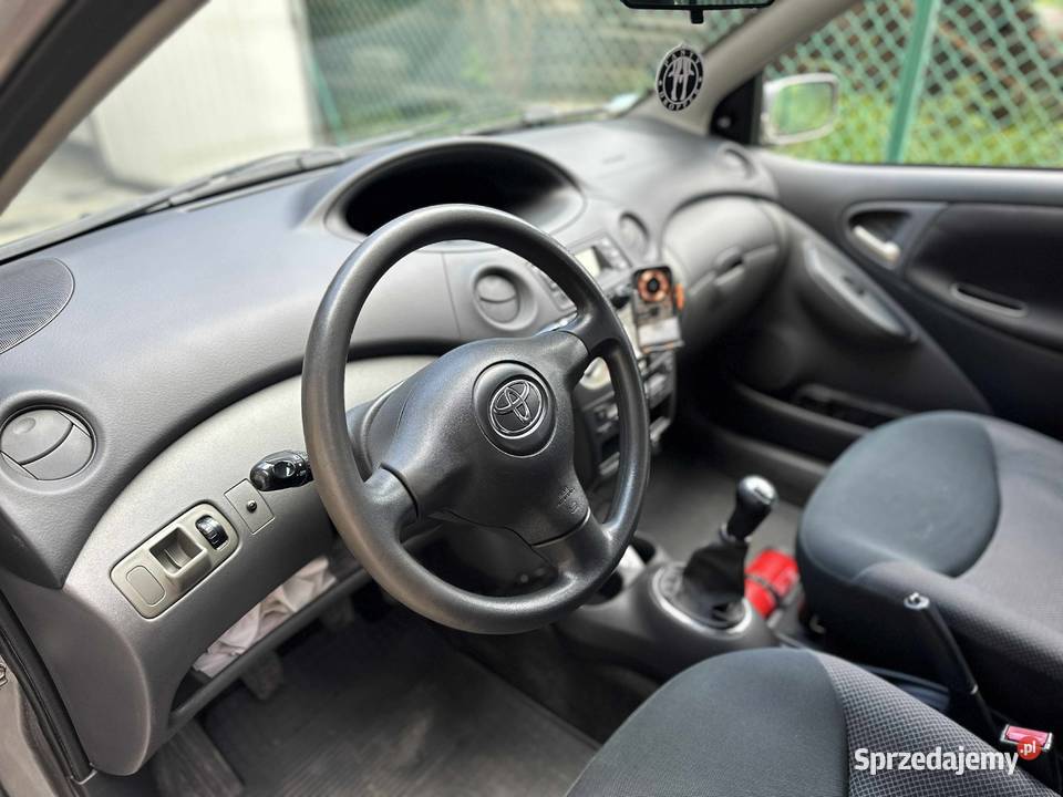 Toyota Yaris nowe opony zimowe zakonserwowany Nowy Targ