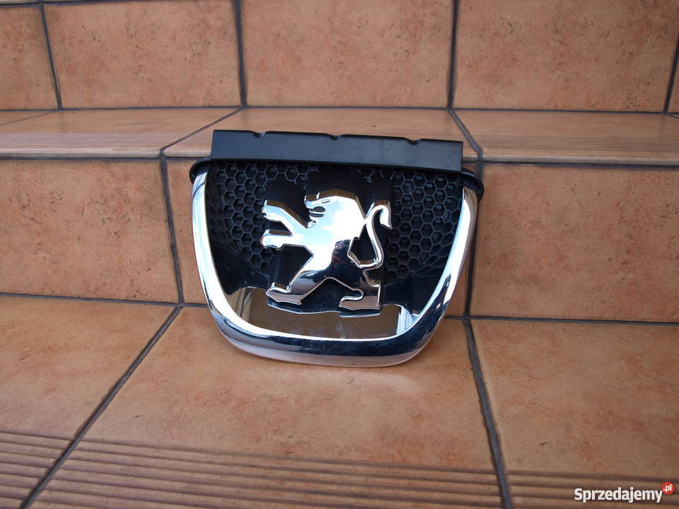 Peugeot 308 znaczek emblemat w zderzak 2007 Części samochodowe Kalisz sprzedam
