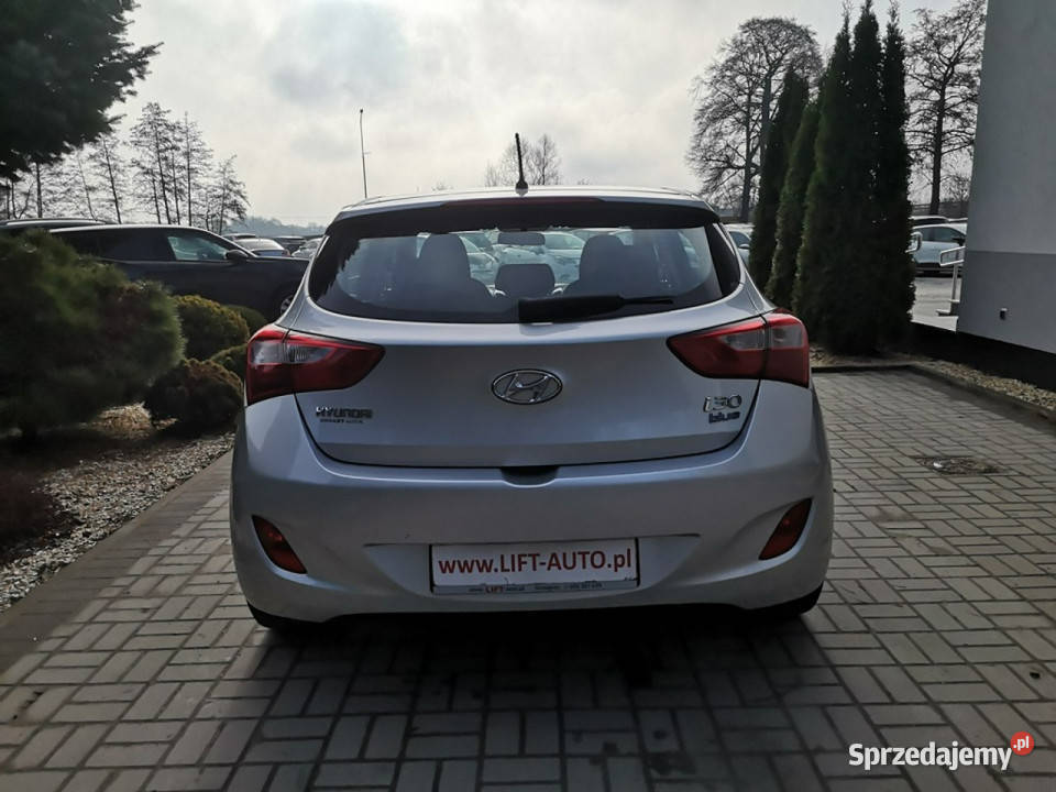 Hyundai i30 16CRDI 110 Klima ALU Isofix Halogeny aluminiowe felgi dolnośląskie Strzegom sprzedam
