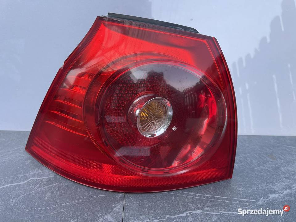 VW GOLF 5 LEWA LAMPA TYŁ Ostroróg