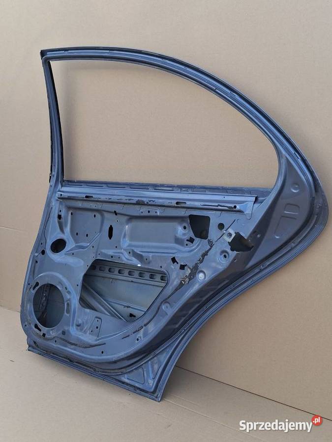 MERCEDES EKLASA W211 DRZWI PRAWY TYŁ PRAWE TYLNE osobowe lubuskie Bieleń
