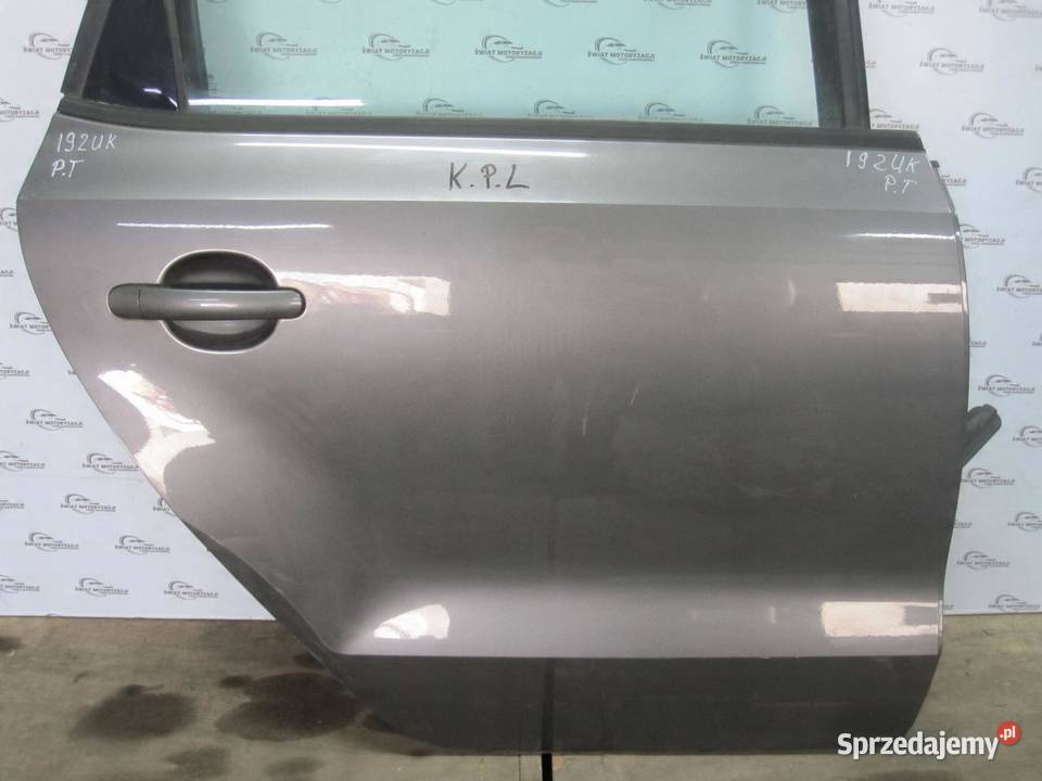 VW POLO V 11r drzwi prawe tył