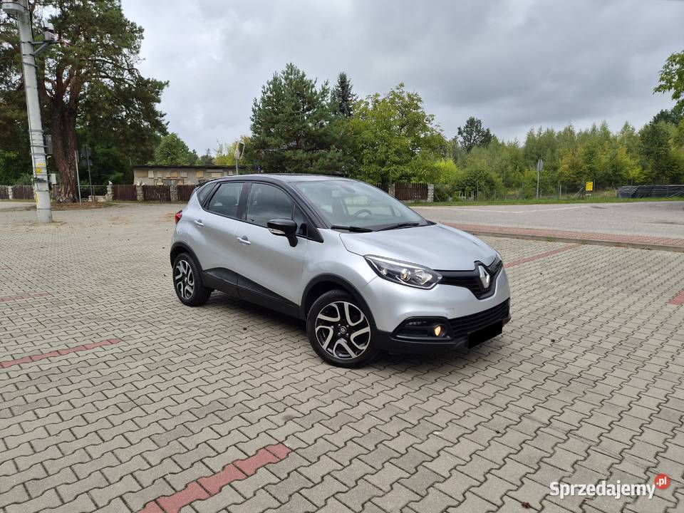 Renault Captur 2016r 09 Benzyna 90 Mały Przebieg Rok produkcji 2016 Puławy
