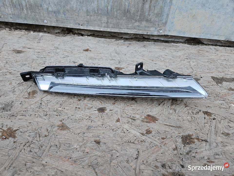 PORSCHE CAYENNE III 3 LED DRL PRAWY PRZÓD osobowe Międzychód sprzedam