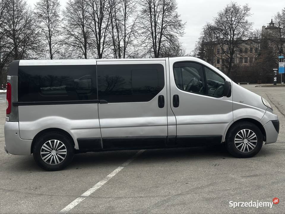 Renault Trafic 9osobowy Częstochowa