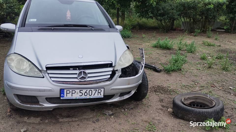 Sprzedam mercedes A klasa W169 uszkodzony Klasa A Mercedes-Benz Szubin