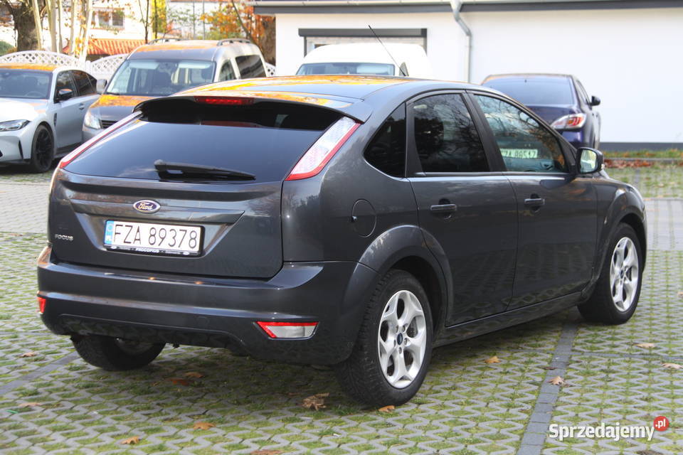 16 16V Benzyna Niski Przebieg Jedyne 95 Super Żary