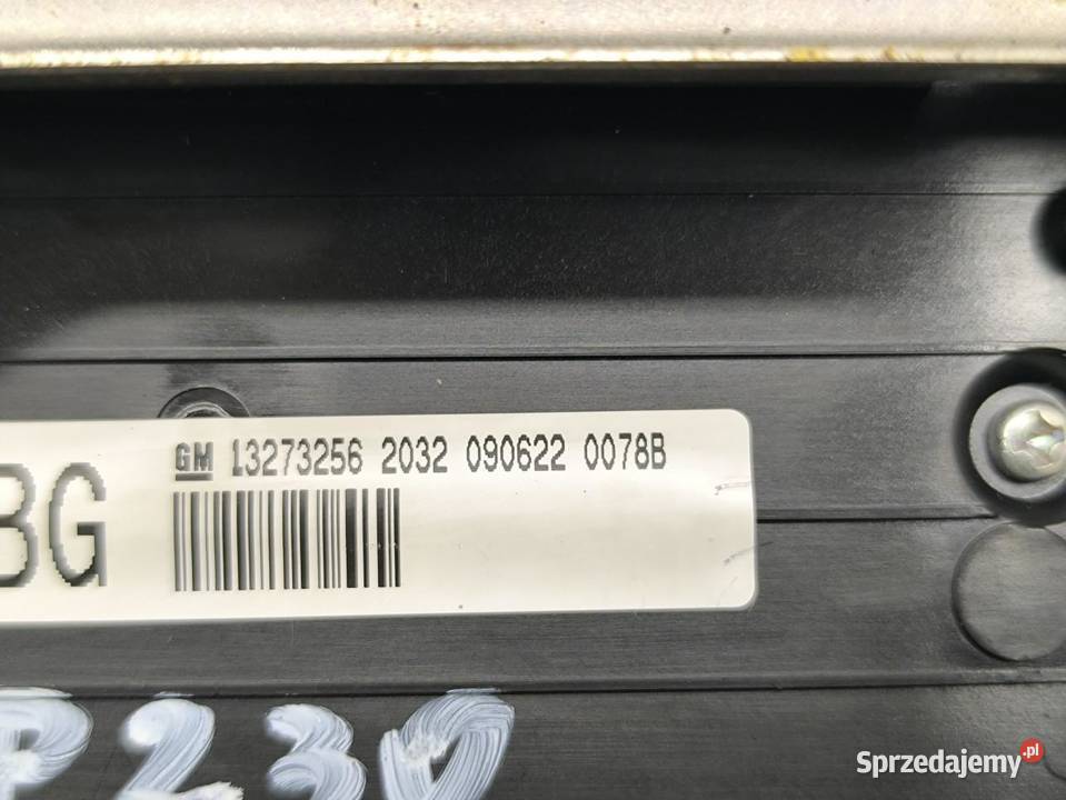 PANEL RADIA NAWIGACJI OPEL INSIGNIA A KOMBI sprzedam