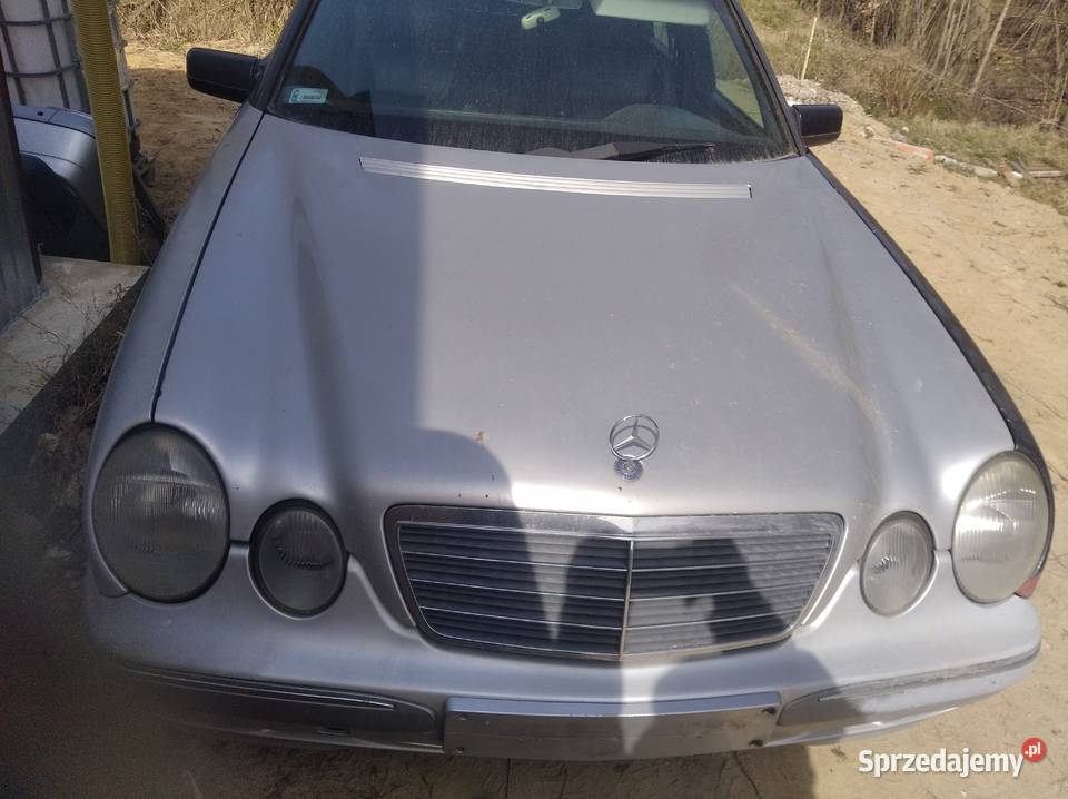 Maska przednia pokrywa silnika BEZ RDZY Mercedes Kamień Pomorski