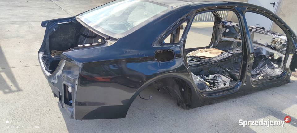 ĆWIARTKA PRÓG BŁOTNIK PRAWA STRONA AUDI A8 D4 Motoryzacja Przystajń