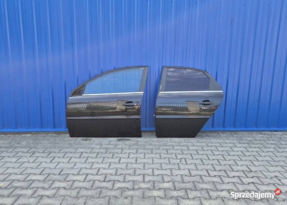 DRZWI PRZÓD LEWY TYŁ LEWY OPEL VECTRA C HB świętokrzyskie Działoszyce