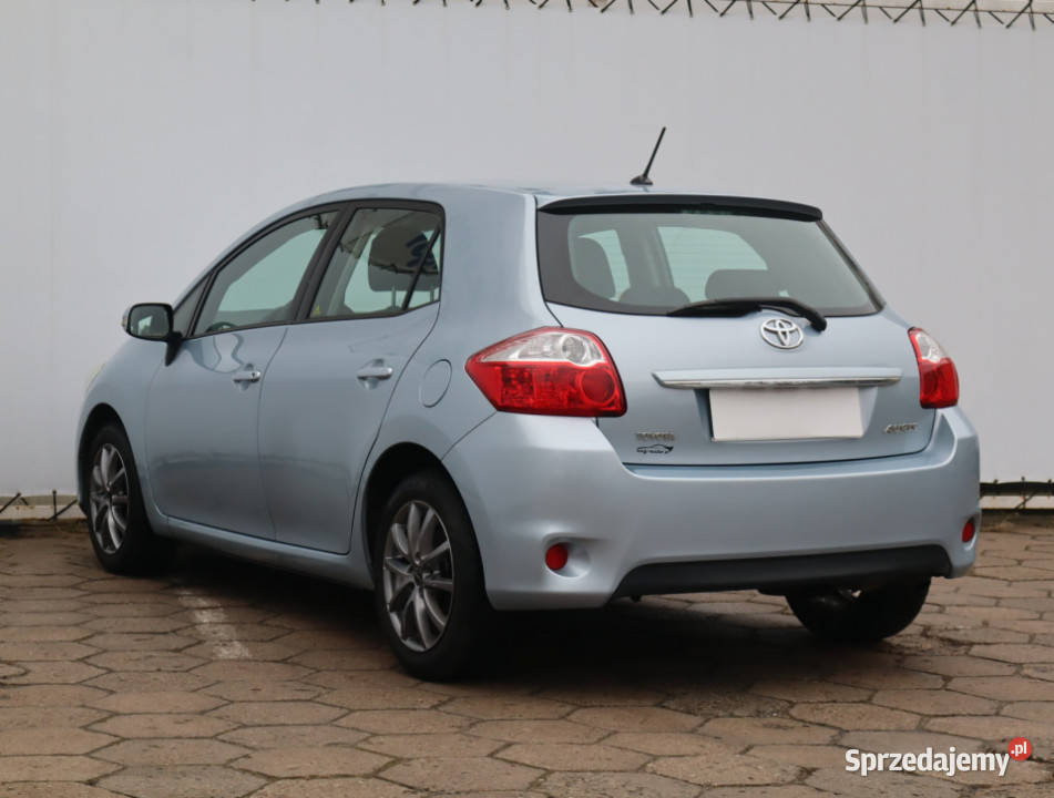 Toyota Auris 16 Valvematic światła przeciwmgielne Auris Łódź