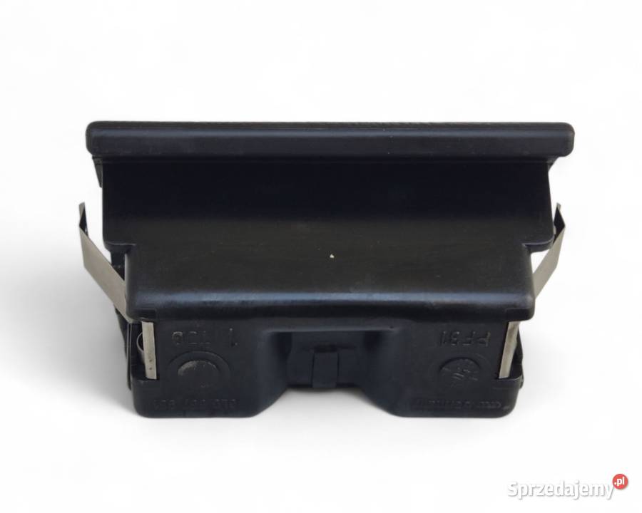 POPIELNICZKA TUNELU TYŁ AUDI A3 8L LEON I TOLEDO osobowe Wyposażenie wnętrza świętokrzyskie Działoszyce