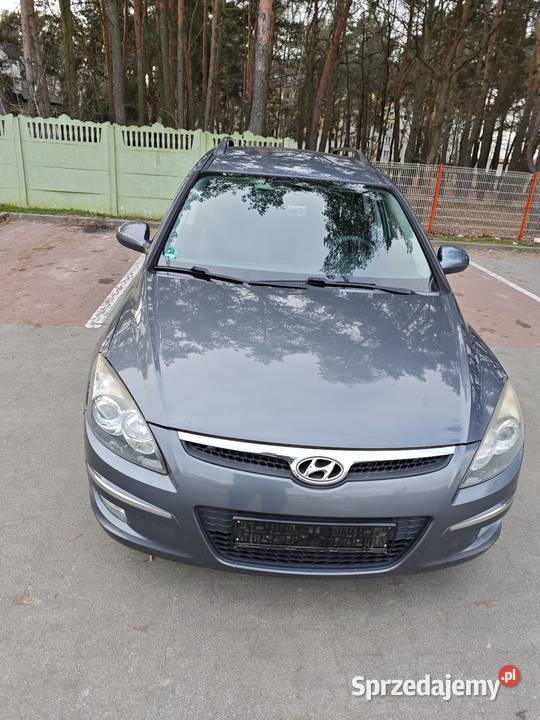 Sprzedam HYUNDAI i30 CW FD 16CRDi 85kw116 2010r nieuszkodzony Hyundai Ostrołęka