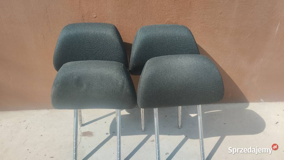 Zagłówki 4 sztuki sprzedam osobowe Wyposażenie wnętrza świętokrzyskie Czarzyzna