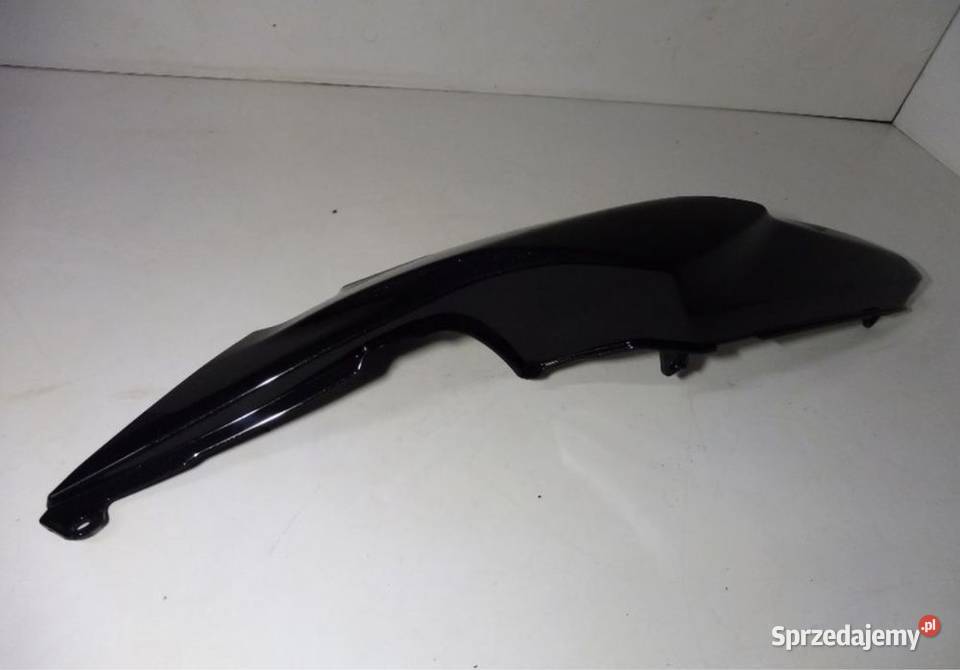 Kawasaki Z 650 Ogon tył prawa tylna osłona 1719r