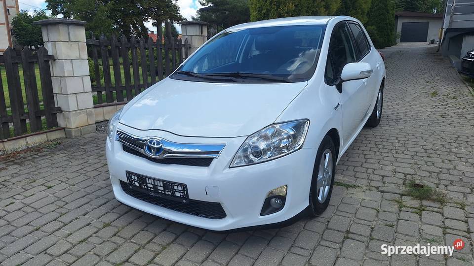 Toyota Auris Hybryda Szwajcaria Lublin