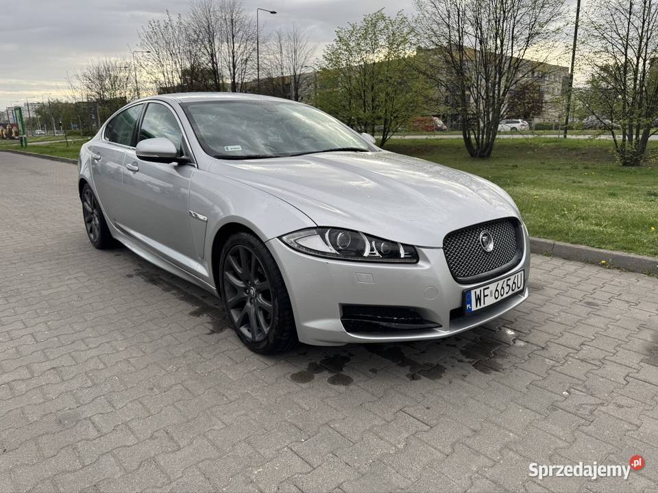 Jaguar XF komfortowa i prestiżowa limuzyna wielofunkcyjna kierownica XF Warszawa sprzedam