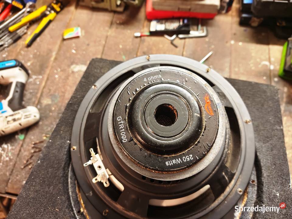 Skrzynia basowa bassowa subwoofer tuba Renegade Niegowonice