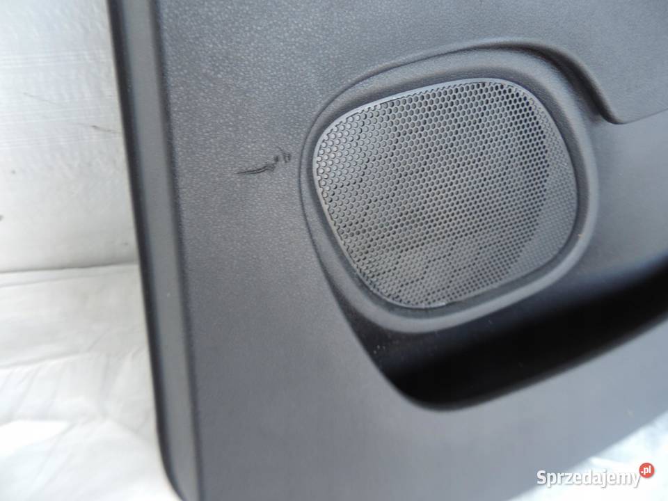 tapicerka boczek drzwi prawa tył OPEL COMBO E osobowe