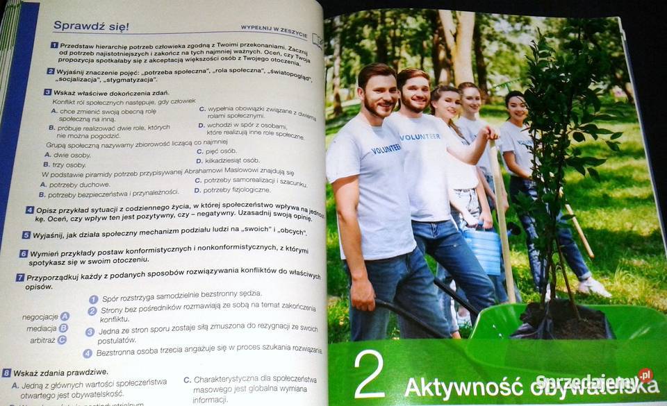 W centrum 1 Podręcznik do wiedzy A Janicki M Chełm