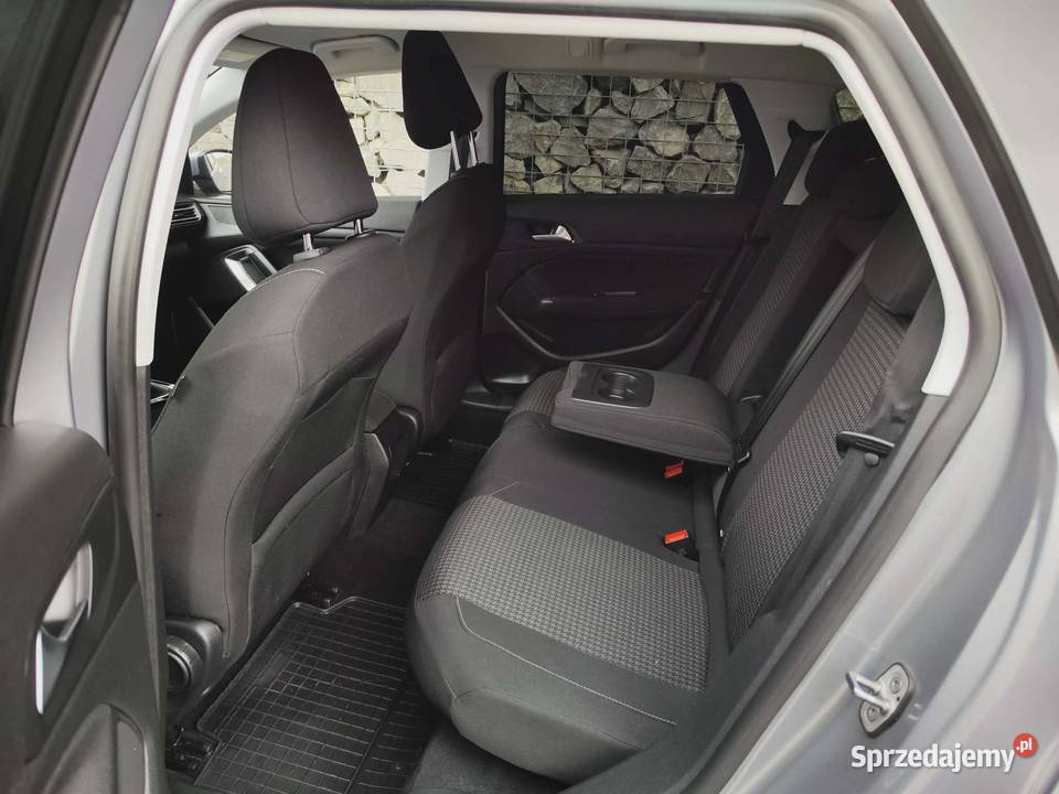 Peugeot 308 15 HDi 2018r GT LINEKamera Nowy 1499cm3 sprzedam