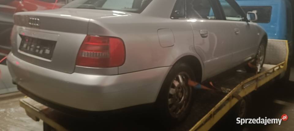 Audi A4 B5 FL Na części a33 LY7W 16 AVP Myszków sprzedam