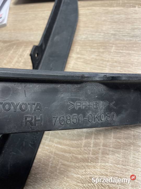 Toyota Hilux 21 listwy chlapacz 768530k080 Kozubszczyzna